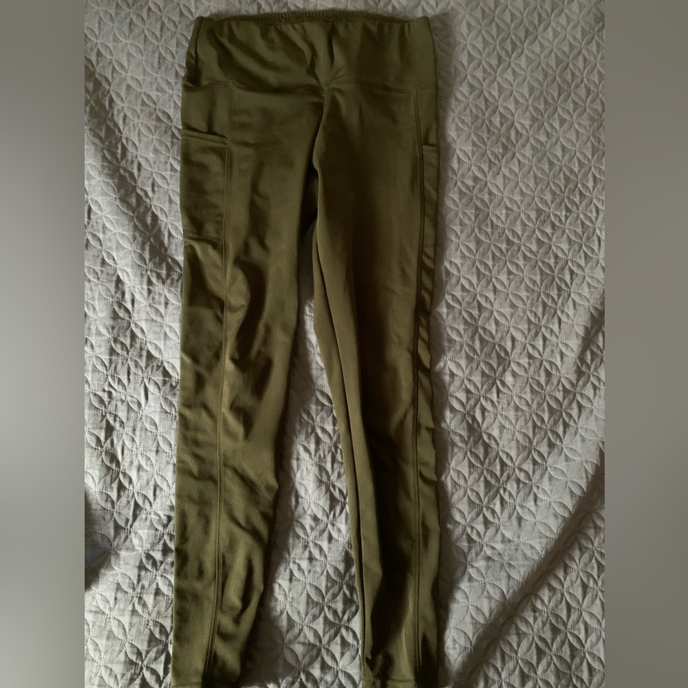 Olive green workout leggings